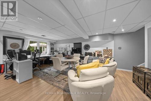 24 Hackett Street, Ottawa, ON 