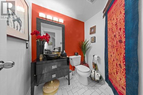 24 Hackett Street, Ottawa, ON 