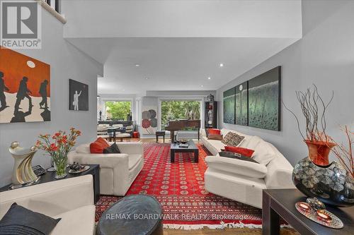 24 Hackett Street, Ottawa, ON 