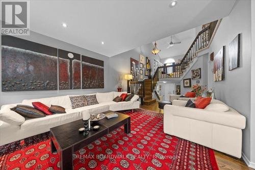 24 Hackett Street, Ottawa, ON 