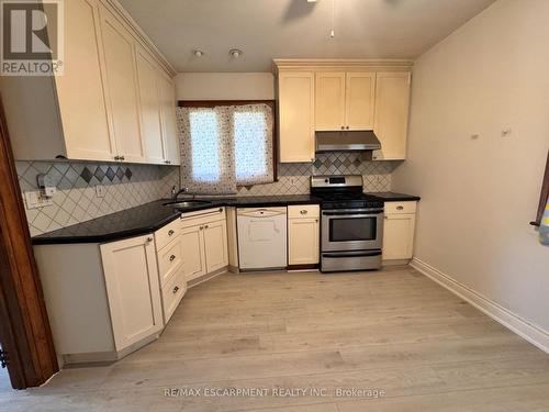 62 Plains Road E, Burlington, ON 