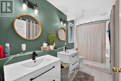 5pc Master Ensuite - 
