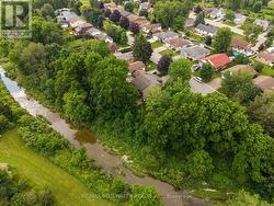 Backing onto River - 