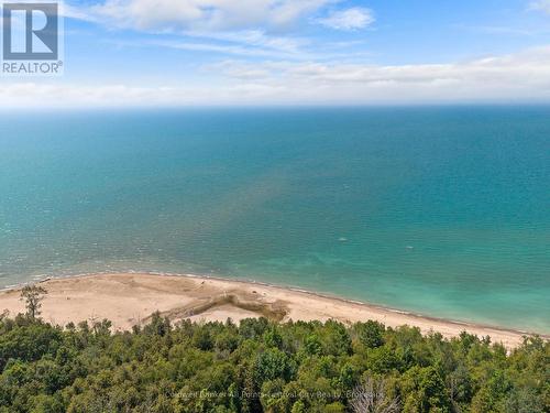 33587 Rowcliffe Drive, Central Huron (Goderich), ON 