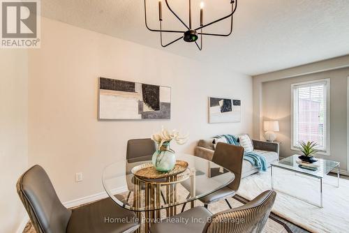 208 Featherstone Crescent, Kitchener, ON 
