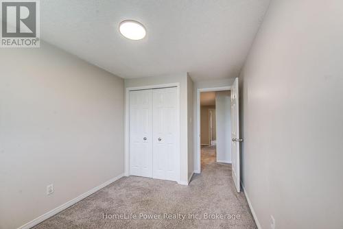 208 Featherstone Crescent, Kitchener, ON 