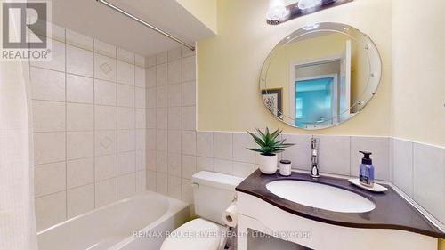 33 Pepper Tree Drive, Toronto, ON - Indoor Photo Showing Bathroom