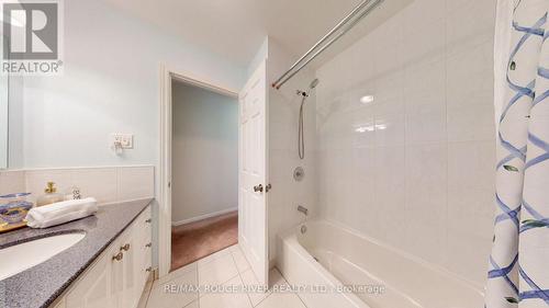 33 Pepper Tree Drive, Toronto, ON - Indoor Photo Showing Bathroom