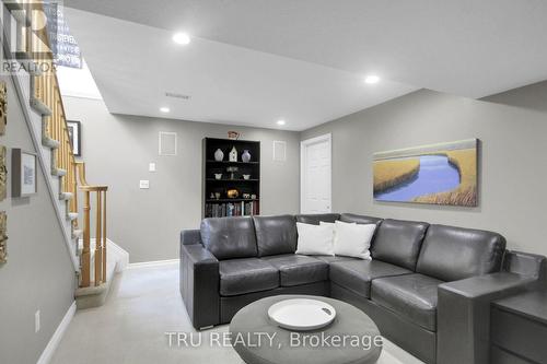 109 Braddock Private, Ottawa, ON 