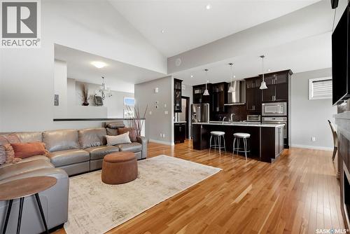 4127 Chuka Drive, Regina, SK - Indoor Photo Showing Living Room