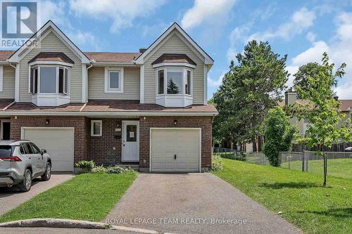 563 PARASOL COURT  Ottawa, ON K4A 2X2