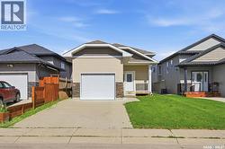 123 Henick CRESCENT  Saskatoon, SK S7R 0J9