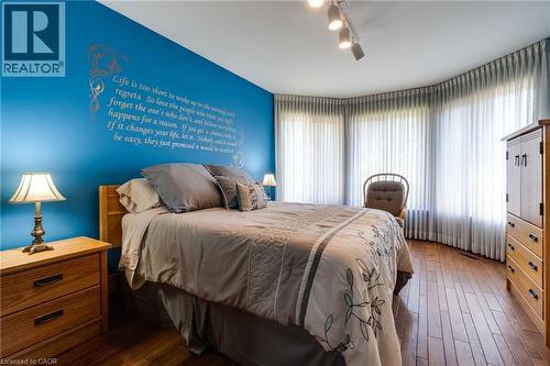 4th bedroom, hardwood flooring, bay windows, double closet. - 2560 Rugby Road, Mississauga, ON 