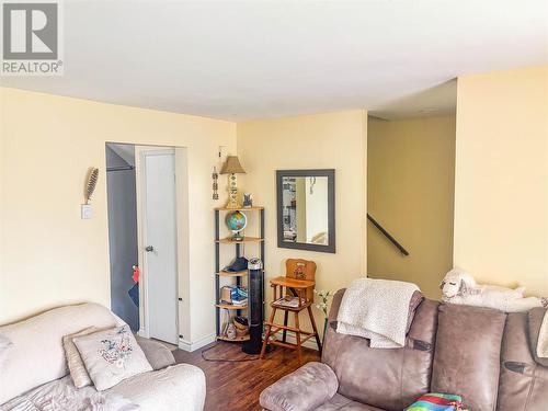 75 Robin St, Sault Ste. Marie, ON - Indoor Photo Showing Living Room