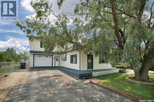 111 4th STREET N  Wakaw, SK S0K 4P0