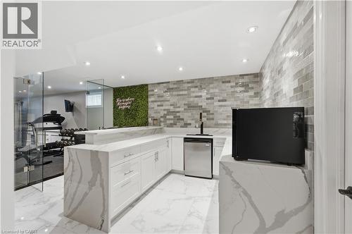 11 Maynard Street, Hamilton, ON 