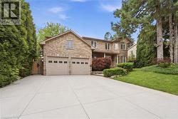 11 MAYNARD Street  Hamilton, ON L9B 1A9