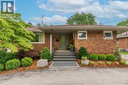 431 Victoria AVENUE Chatham, ON N7L 3B2