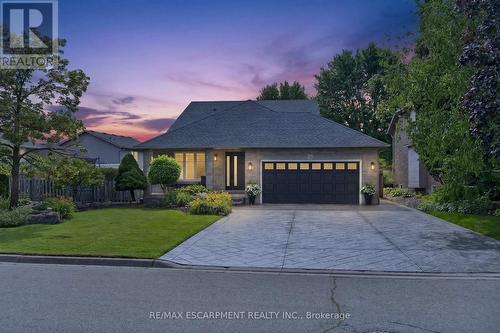 51 Cabriolet Crescent, Hamilton, ON 