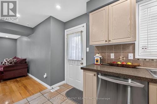 51 Cabriolet Crescent, Hamilton, ON 