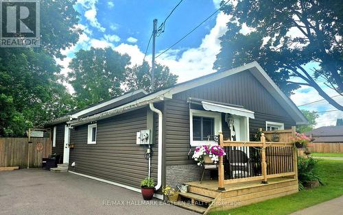 779 CHAMBERLAIN STREET  Peterborough (Otonabee Ward 1), ON K9J 4M2