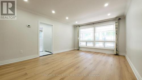 80 MAIN STREET , Markham, Ontario L3R 2E7 4