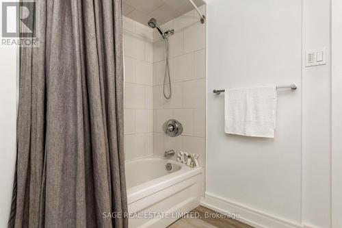 2194 Yorkshire Crescent, Burlington, ON 