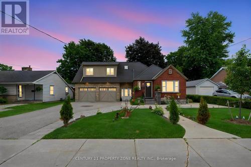 74 JOHN STREET  Orangeville, ON L9W 2P8