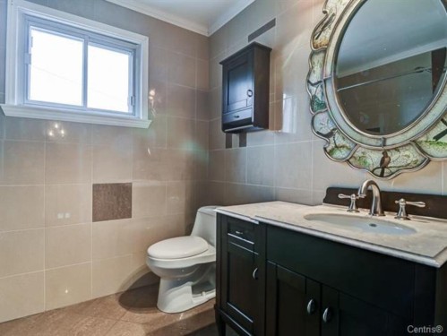 Salle de bains - 1690 Rue Tillemont, Brossard, QC - Indoor Photo Showing Bathroom