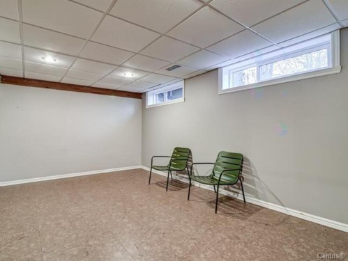 Salle familiale - 1690 Rue Tillemont, Brossard, QC - Indoor Photo Showing Basement