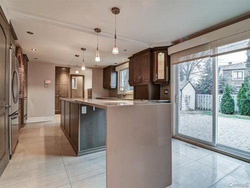Cuisine - 1690 Rue Tillemont, Brossard, QC - Indoor Photo Showing Kitchen With Upgraded Kitchen