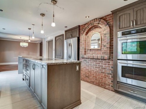Cuisine - 1690 Rue Tillemont, Brossard, QC - Indoor Photo Showing Kitchen With Upgraded Kitchen