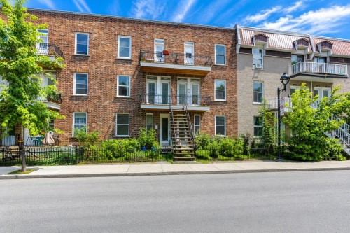 Front of Structure - 4249 Av. Des Érables, Montréal (Le Plateau-Mont-Royal), QC 