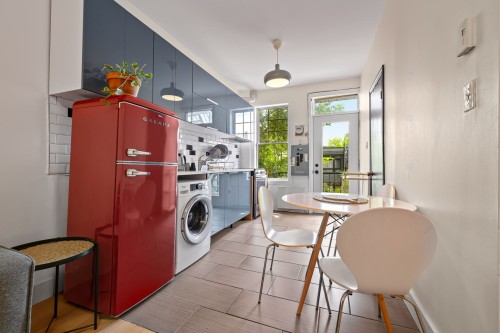 5556 3e Avenue  Montréal (Rosemont/La Petite-Patrie), QC H1Y 2W6
