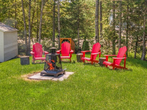 Courtyard - 24 106E Rue, Magog, QC 