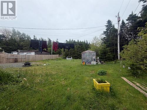 231-233 Creston Boulevard, Creston, NL - Outdoor
