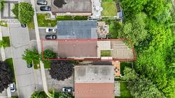 67 MINTWOOD DRIVE Toronto, ON M2M 3A6