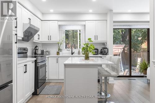 1118 Avondale Drive, Oakville, ON 