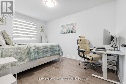 1118 Avondale Drive, Oakville, ON 