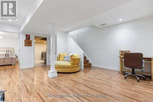 1118 Avondale Drive, Oakville, ON 