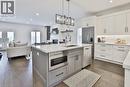 6 Iroquois Avenue, Mississauga, ON  - Indoor Photo Showing Kitchen With Upgraded Kitchen 
