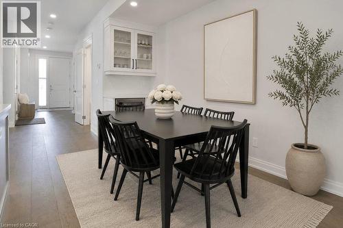 6 Iroquois Avenue, Mississauga, ON - Indoor Photo Showing Dining Room