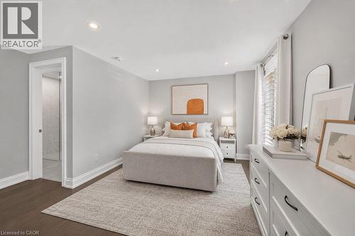 6 Iroquois Avenue, Mississauga, ON - Indoor Photo Showing Bedroom
