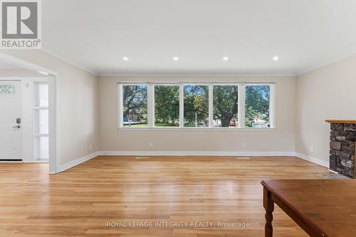 1873 Fairbanks Avenue, Ottawa, ON 