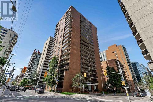 1804 - 475 Laurier Avenue W, Ottawa, ON 