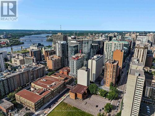 1804 - 475 Laurier Avenue W, Ottawa, ON 