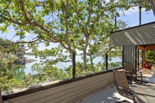 314 Bessborough Ave, View Royal, BC 