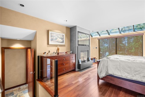 314 Bessborough Ave, View Royal, BC 