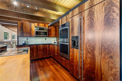 314 Bessborough Ave, View Royal, BC 