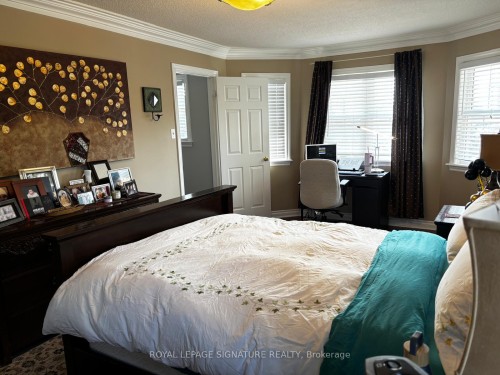 6568 Aston Martin Mews, Mississauga, ON 